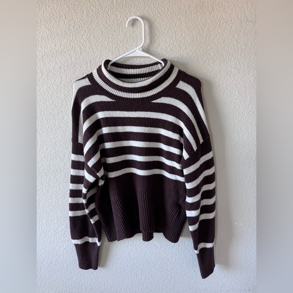 A New Day women’s striped mock neck sweater